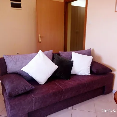 Sunny By The Sea Apartment Pula