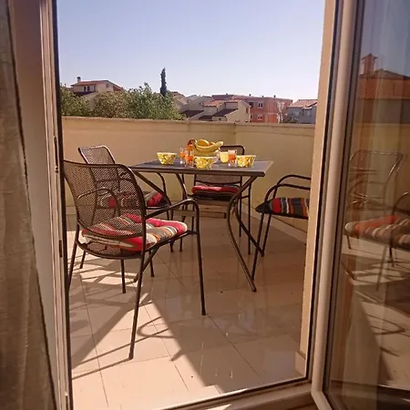 Sunny By The Sea Apartment Pula