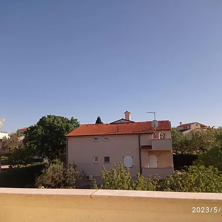 Sunny By The Sea Πούλα